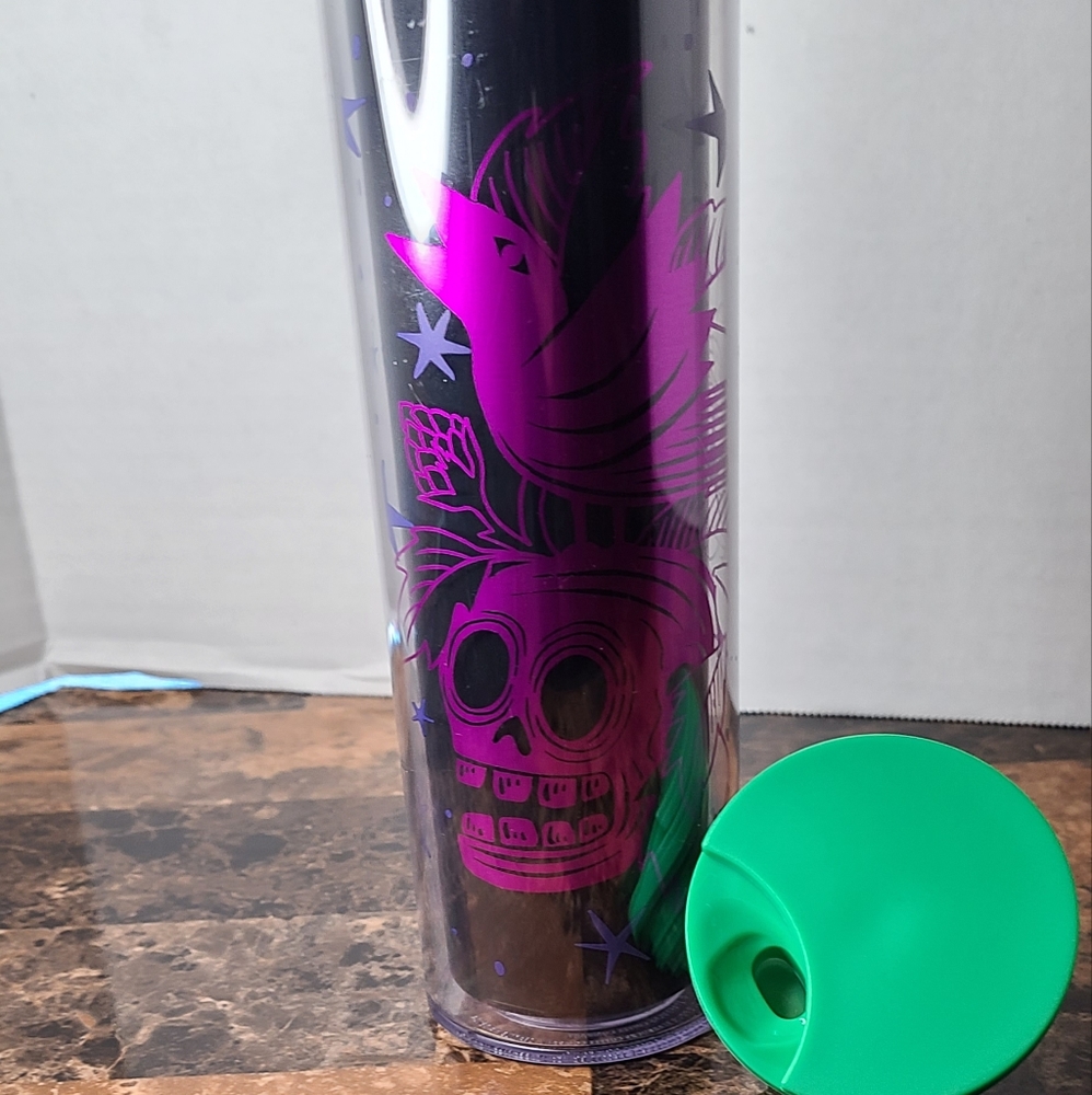 Starbucks 2020 Halloween 16 oz Skull and scare crow tumbler